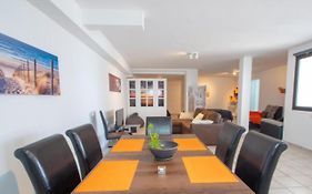 Las Arecas Apartment